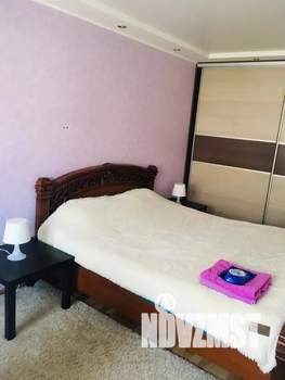 2-к квартира, посуточно, 48м2, 1/5 этаж