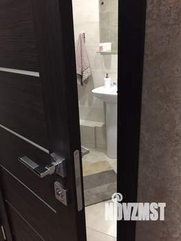 1-к квартира, посуточно, 40м2, 16/18 этаж