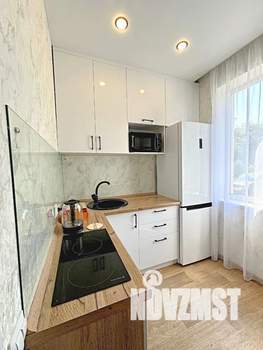 1-к квартира, посуточно, 33м2, 1/5 этаж