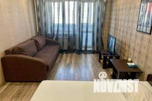 1-к квартира, посуточно, 38м2, 12/18 этаж