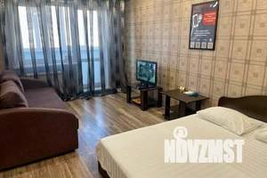 1-к квартира, посуточно, 38м2, 12/18 этаж