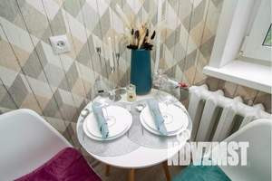 1-к квартира, посуточно, 33м2, 3/5 этаж