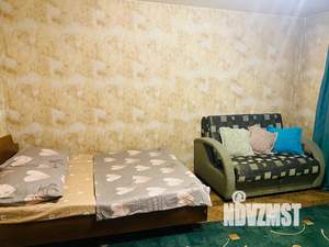 1-к квартира, посуточно, 32м2, 1/9 этаж