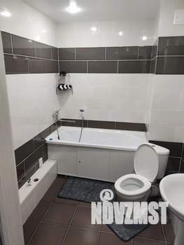 Студия квартира, посуточно, 32м2, 4/5 этаж