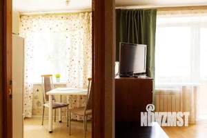 3-к квартира, посуточно, 58м2, 3/5 этаж