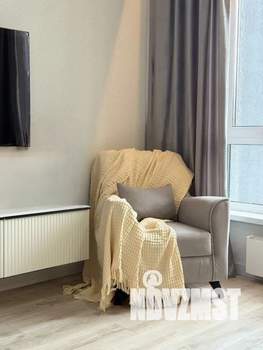 Студия квартира, посуточно, 34м2, 3/20 этаж