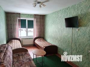 1-к квартира, посуточно, 40м2, 1/9 этаж