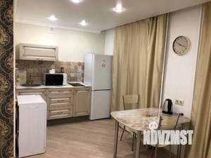 Студия квартира, посуточно, 34м2, 2/5 этаж