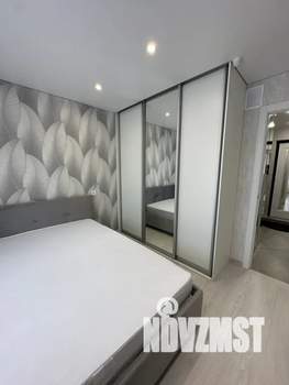 1-к квартира, посуточно, 40м2, 13/18 этаж