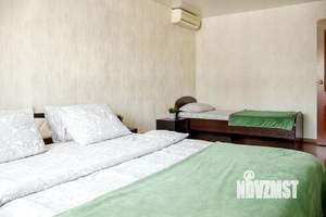 2-к квартира, посуточно, 42м2, 1/1 этаж