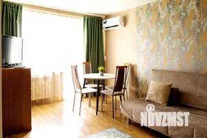 3-к квартира, посуточно, 58м2, 3/5 этаж