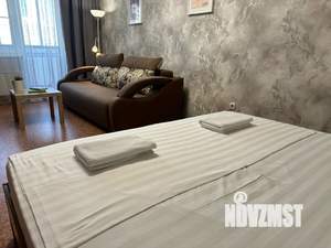 1-к квартира, посуточно, 39м2, 6/16 этаж