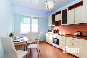 2-к квартира, посуточно, 70м2, 1/1 этаж