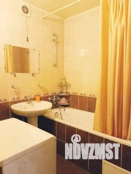 Студия квартира, посуточно, 32м2, 3/5 этаж