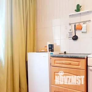 1-к квартира, посуточно, 32м2, 3/5 этаж