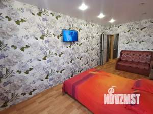 1-к квартира, посуточно, 65м2, 1/1 этаж