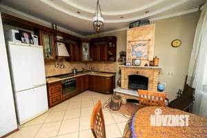 2-к квартира, посуточно, 60м2, 1/1 этаж