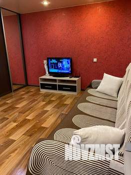 Студия квартира, посуточно, 32м2, 2/5 этаж