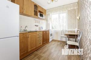 2-к квартира, посуточно, 43м2, 1/1 этаж