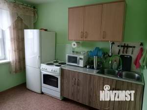 1-к квартира, посуточно, 38м2, 2/18 этаж