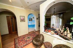 2-к квартира, посуточно, 60м2, 1/1 этаж