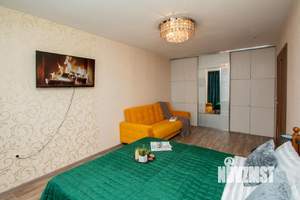 1-к квартира, посуточно, 40м2, 1/1 этаж