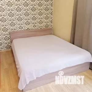 1-к квартира, посуточно, 32м2, 3/5 этаж