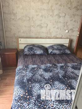 1-к квартира, посуточно, 38м2, 6/10 этаж
