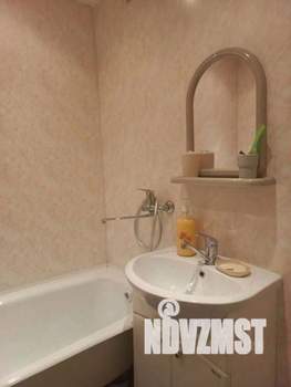 2-к квартира, посуточно, 52м2, 1/1 этаж