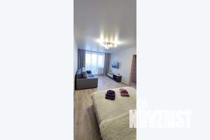 1-к квартира, посуточно, 39м2, 3/10 этаж