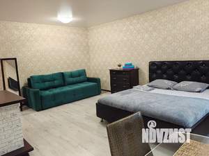 Студия квартира, посуточно, 32м2, 2/3 этаж