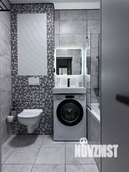 Студия квартира, посуточно, 35м2, 3/20 этаж