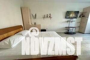 1-к квартира, посуточно, 38м2, 1/18 этаж