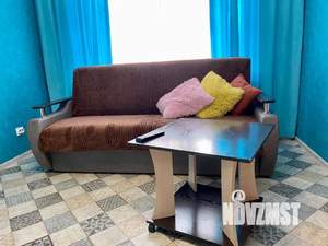 2-к квартира, посуточно, 50м2, 1/5 этаж