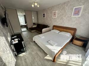 1-к квартира, посуточно, 38м2, 8/18 этаж