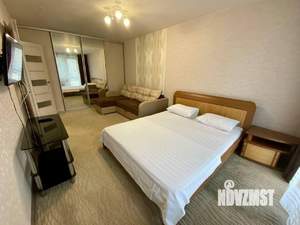 1-к квартира, посуточно, 38м2, 1/1 этаж