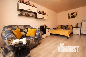 1-к квартира, посуточно, 32м2, 1/1 этаж