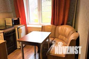 1-к квартира, посуточно, 30м2, 3/5 этаж