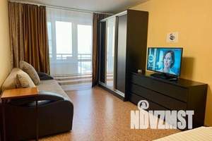 1-к квартира, посуточно, 38м2, 10/18 этаж