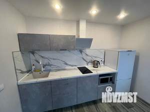 1-к квартира, посуточно, 39м2, 10/18 этаж