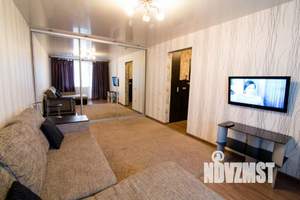 2-к квартира, посуточно, 48м2, 1/1 этаж