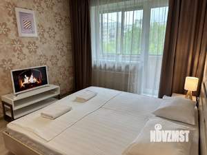 2-к квартира, посуточно, 50м2, 1/1 этаж