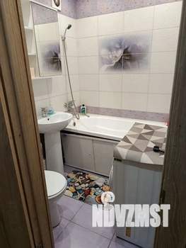 Студия квартира, посуточно, 32м2, 3/5 этаж