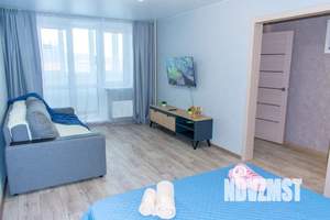 1-к квартира, посуточно, 39м2, 3/10 этаж