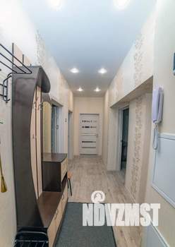 4-к квартира, посуточно, 100м2, 2/5 этаж