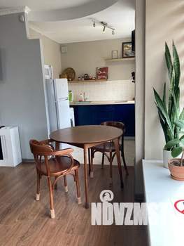 Студия квартира, посуточно, 45м2, 4/5 этаж