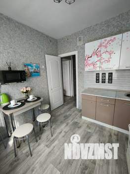 1-к квартира, посуточно, 38м2, 7/9 этаж