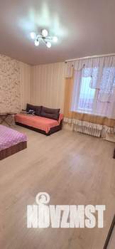 1-к квартира, посуточно, 35м2, 5/5 этаж