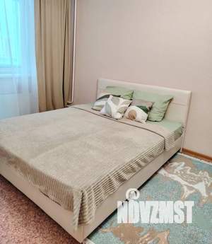 1-к квартира, посуточно, 38м2, 5/16 этаж