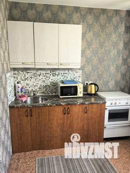 1-к квартира, посуточно, 38м2, 1/10 этаж